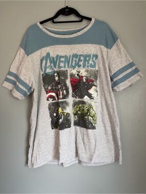 Marvel Avengers Graphic Tee Shirt Gray Blue Varsity Stripe Sleeve XXL